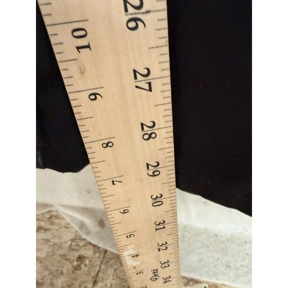 Carhartt  Black Bib Overalls With Quilt Insulation  Size 40x30 Thick Red Inside